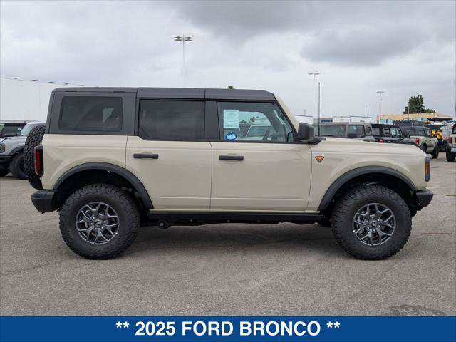New 2025 Ford Bronco Badlands AWD/4WD image 6