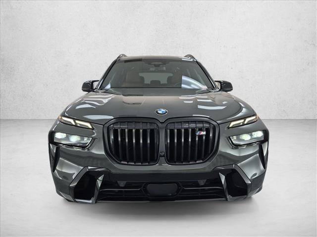 Used 2025 BMW X7 M60i AWD/4WD video 2