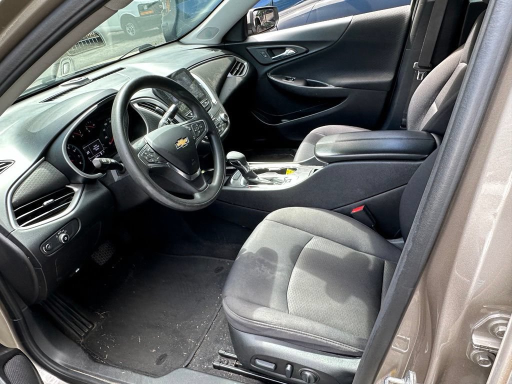 Used 2022 Chevrolet Malibu LT FWD image 10