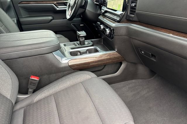 Used 2025 GMC Sierra 1500 Elevation w/ Preferred Package image 19