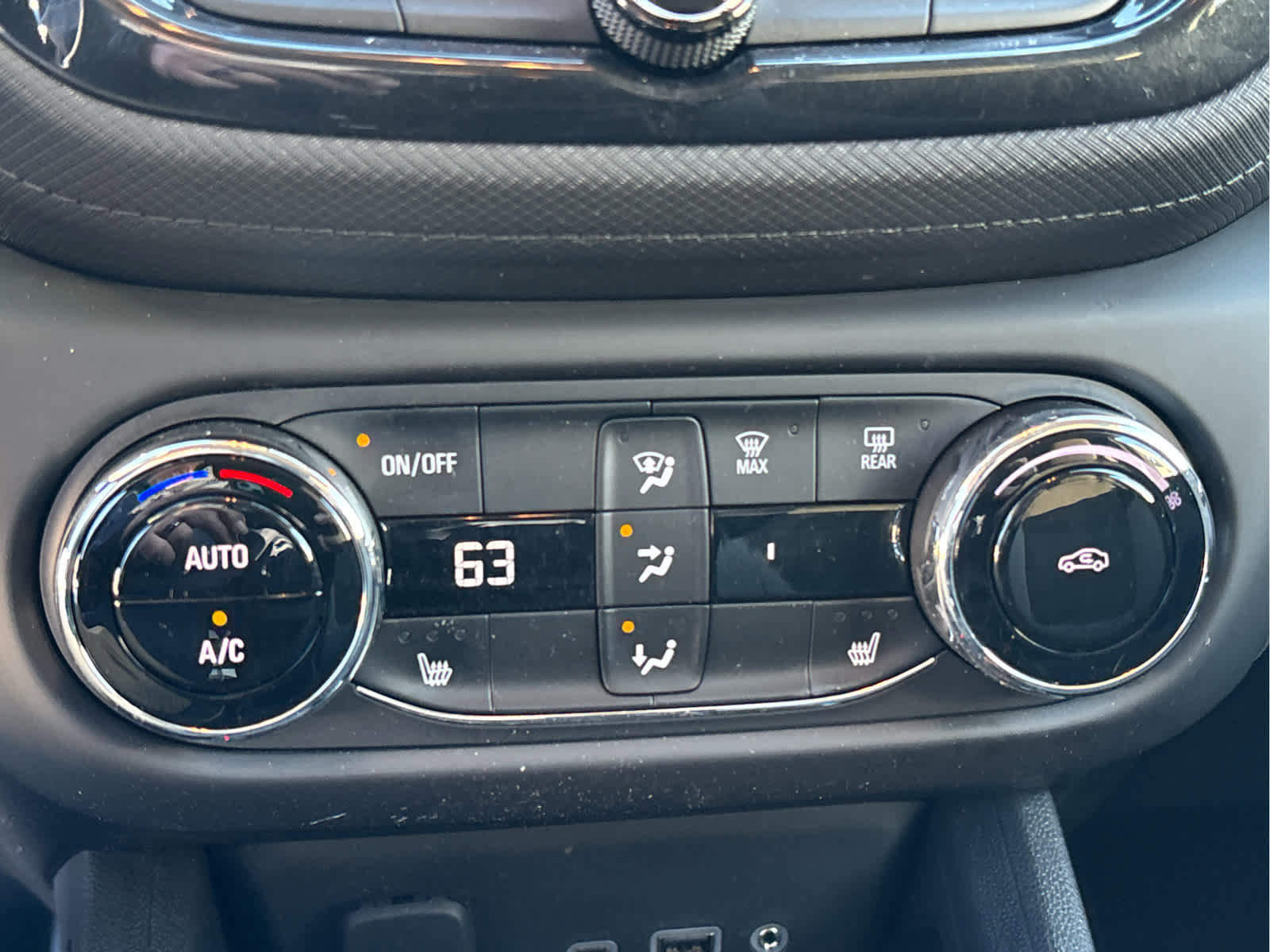 Certified 2023 Chevrolet TrailBlazer LT w/ Convenience Package FWD image 16