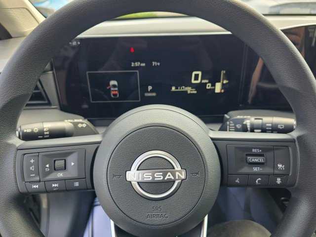 New 2025 Nissan Kicks SR w/ SR Premium Package image 38