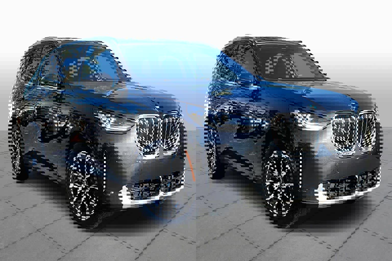 Certified 2025 BMW X3 xDrive30i image 3