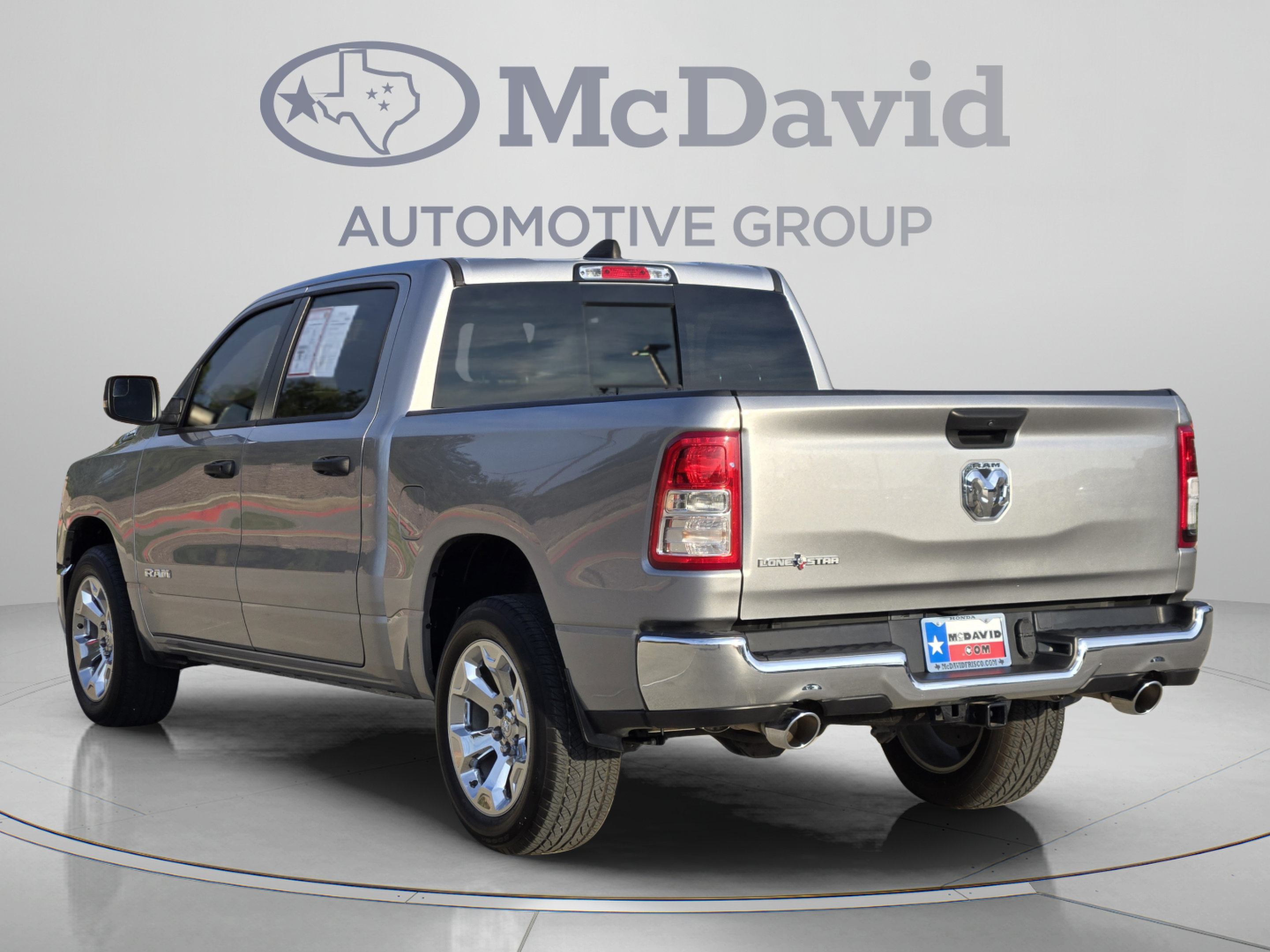 Used 2024 RAM 1500 Lone Star RWD image 2