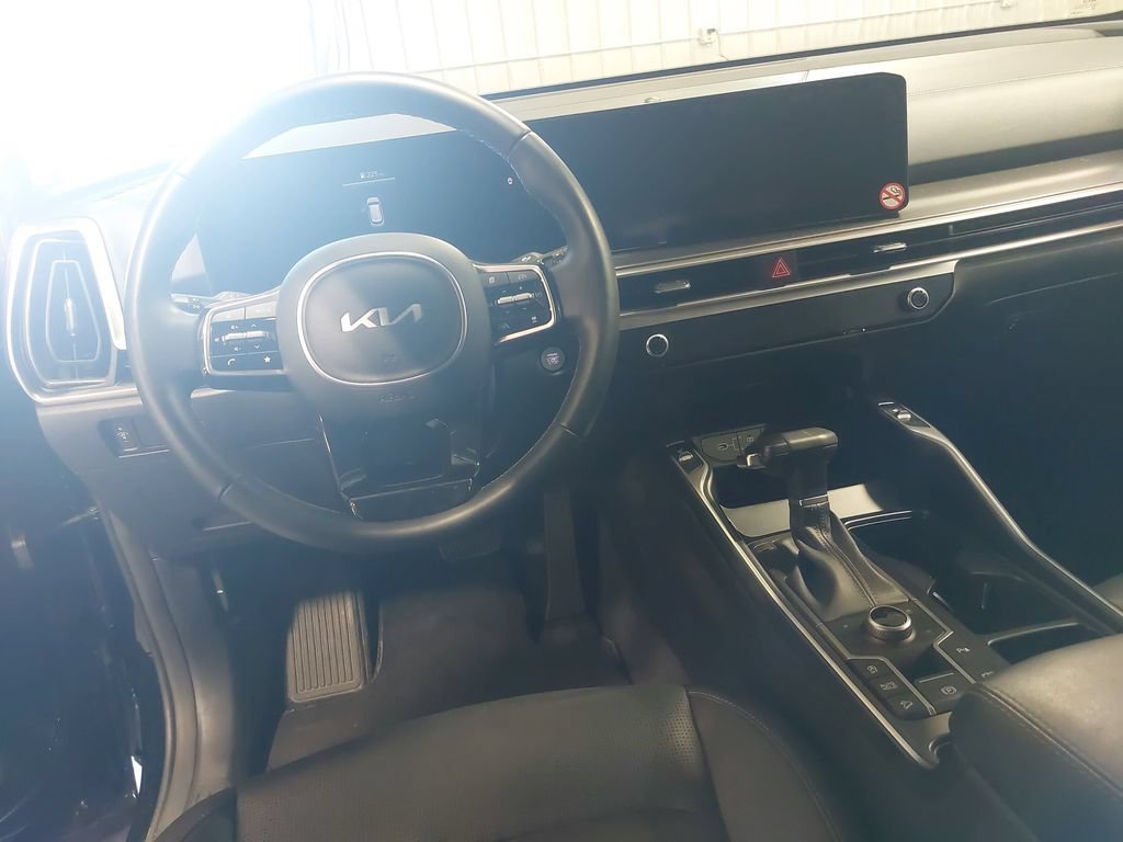 Used 2024 Kia Sorento S AWD/4WD image 16