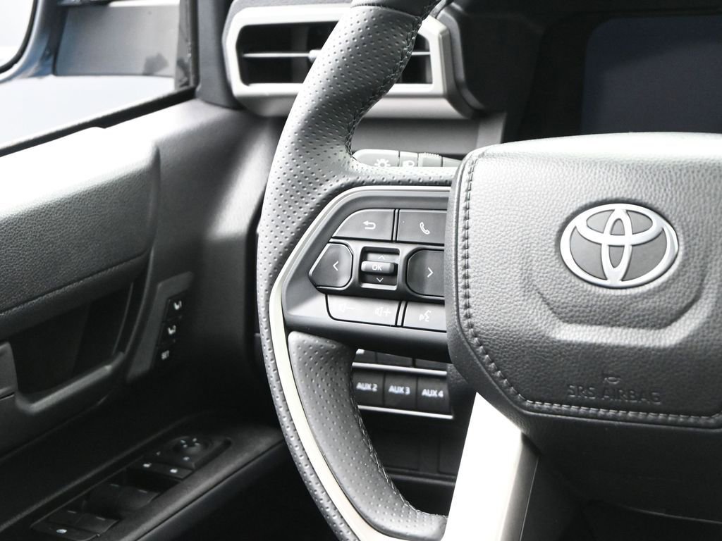 Used 2025 Toyota 4Runner TRD Off-Road Premium image 29