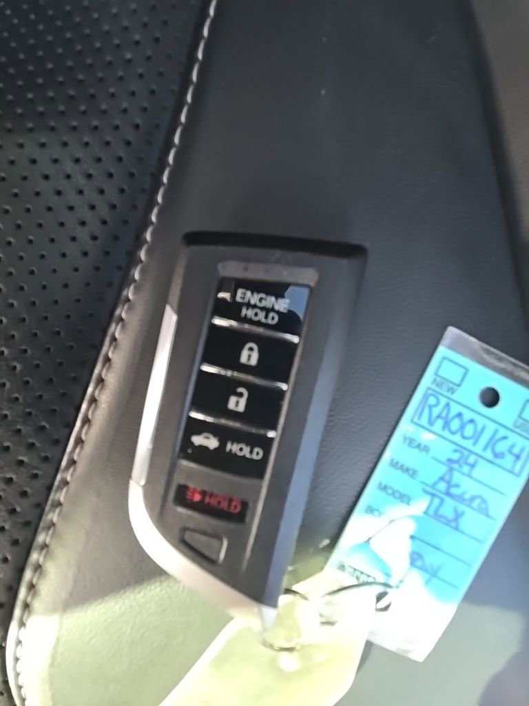 Used 2024 Acura TLX w/ Technology Package image 33