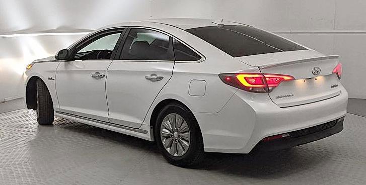 Used 2016 Hyundai Sonata SE image 4