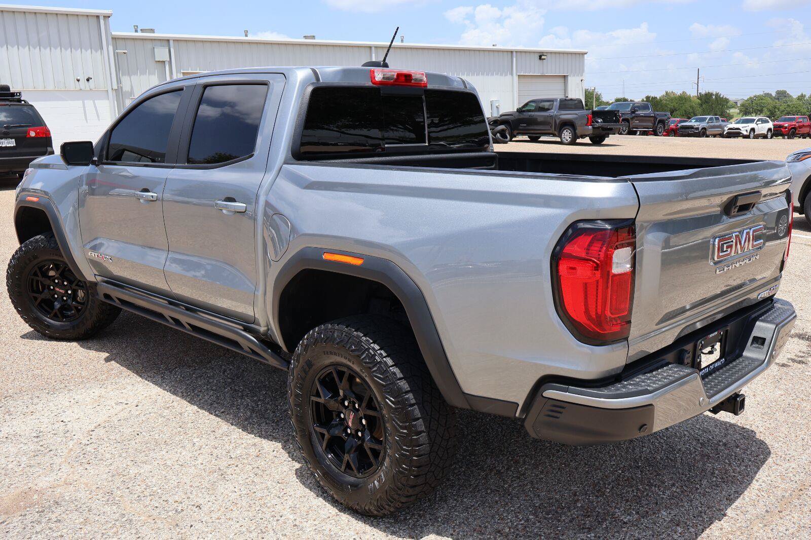 Used 2024 GMC Canyon AT4X AWD/4WD image 5