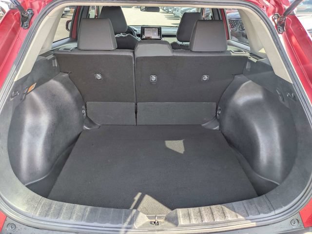 Used 2022 Toyota Corolla Cross LE w/ Moonroof Package FWD image 12