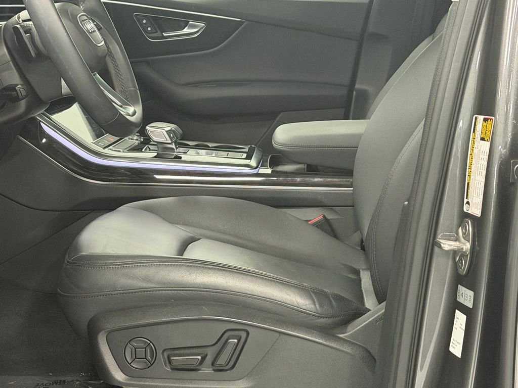 Used 2022 Audi Q7 3.0T Premium image 13