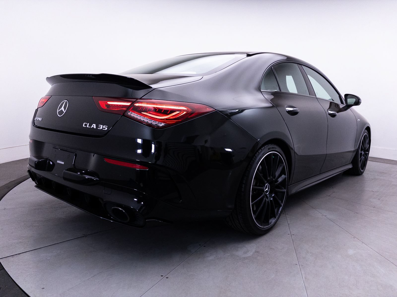 Used 2021 Mercedes-Benz CLA 35 AMG 4MATIC image 22