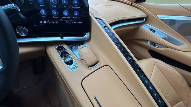 Used 2023 Chevrolet Corvette Stingray Premium Conv w/ Z51 Performance Package image 19