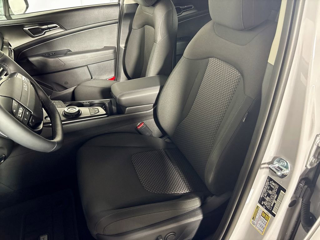 New 2026 Kia Sportage S image 11