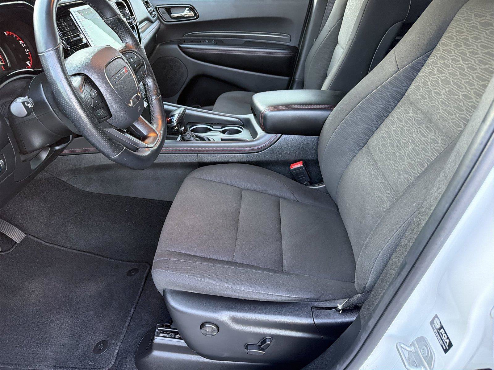 Used 2025 Dodge Durango GT RWD image 8
