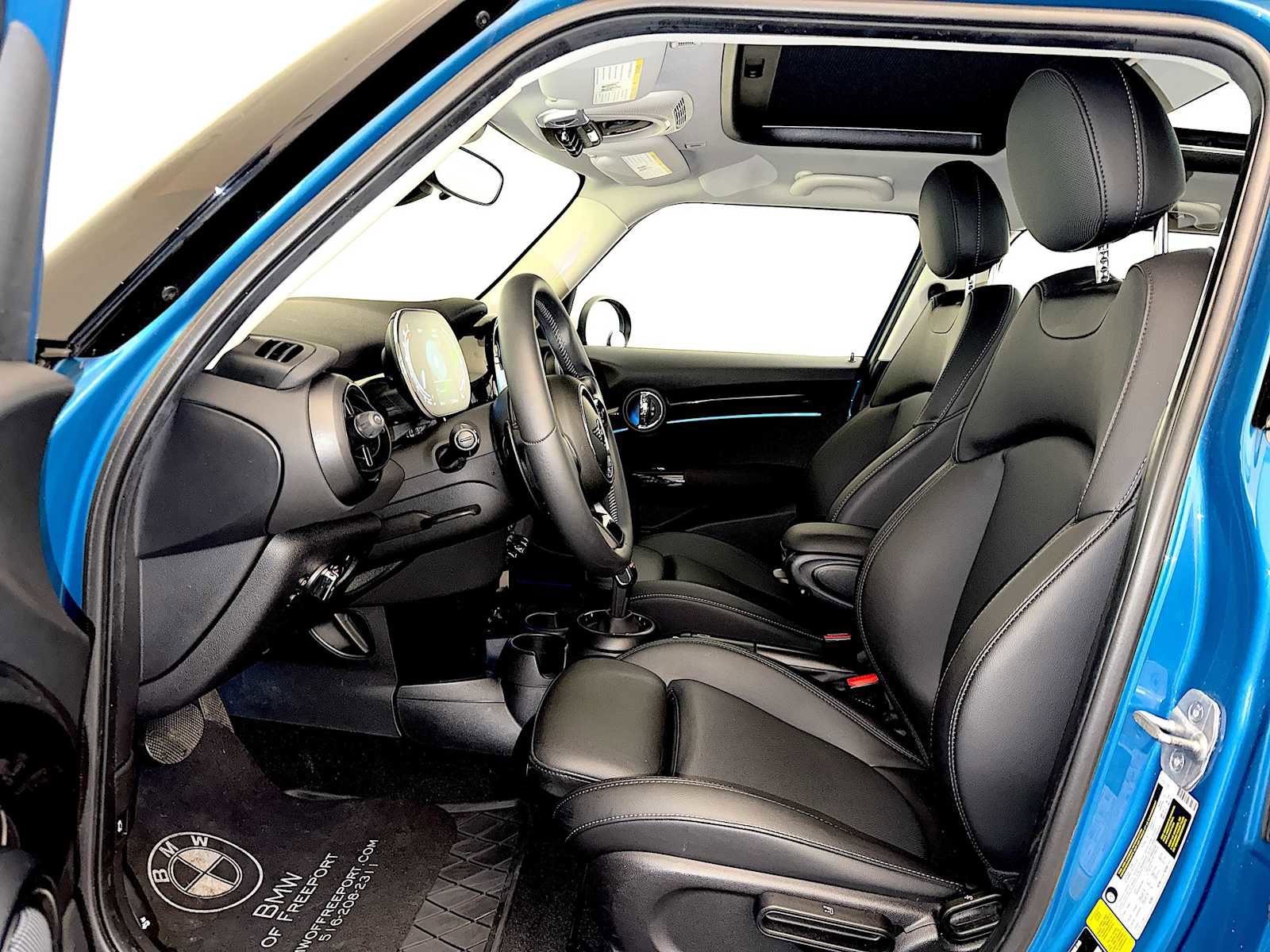 Used 2023 MINI Cooper S image 9