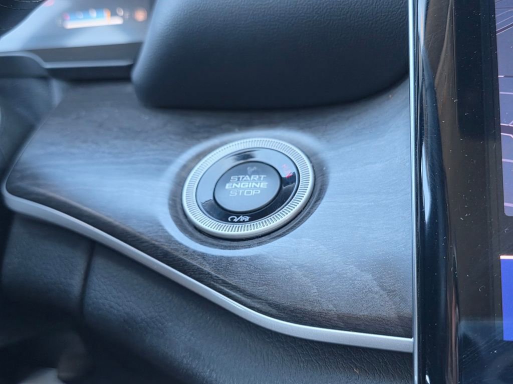 Used 2022 Jeep Grand Cherokee L Limited image 31