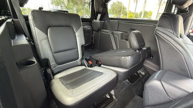 Used 2023 Ford Bronco Black Diamond w/ Sasquatch Package AWD/4WD image 12
