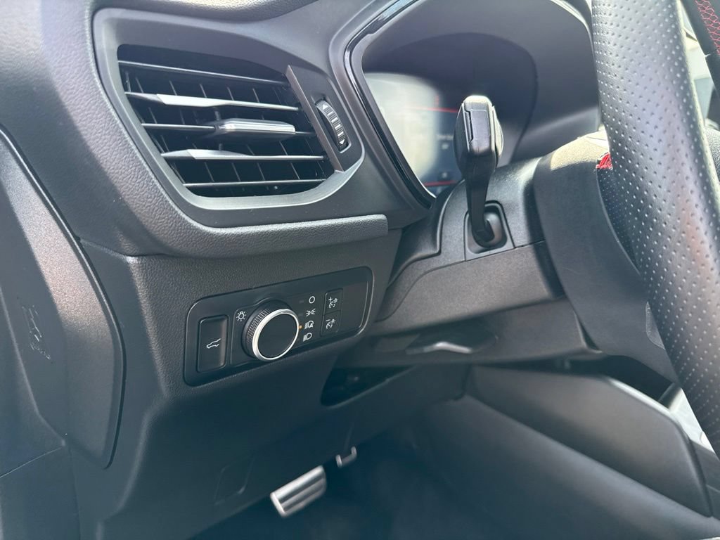 Used 2024 Ford Escape ST-Line w/ Tech Pack #1 AWD/4WD image 15
