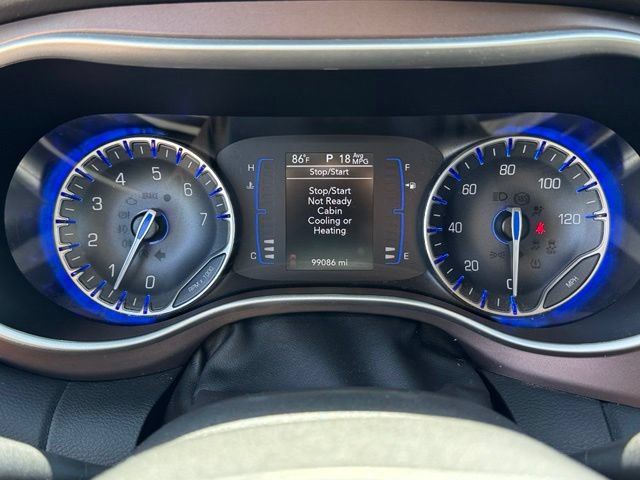 Used 2023 Chrysler Voyager LX FWD image 14