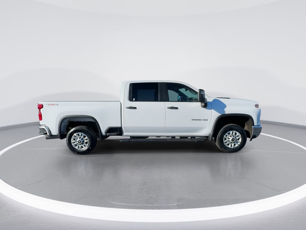 Used 2025 Chevrolet Silverado 2500 W/T image 9