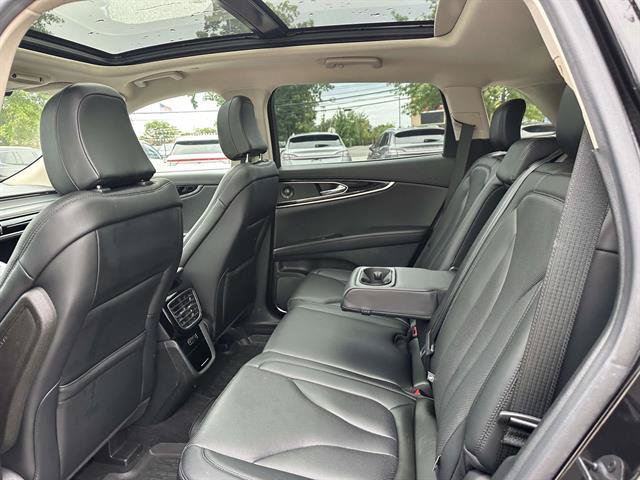 Used 2023 Lincoln Nautilus Reserve w/ Monochromatic Package AWD/4WD image 31
