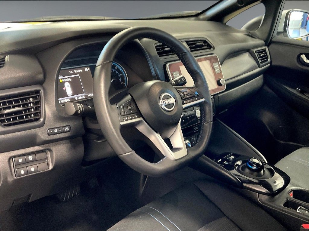 Certified 2025 Nissan Leaf SV Plus FWD image 8