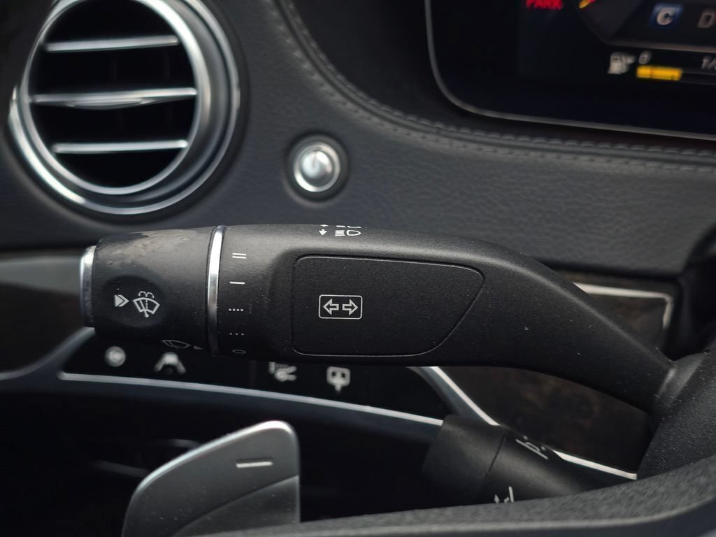 Used 2018 Mercedes-Benz S 450 Sedan image 23