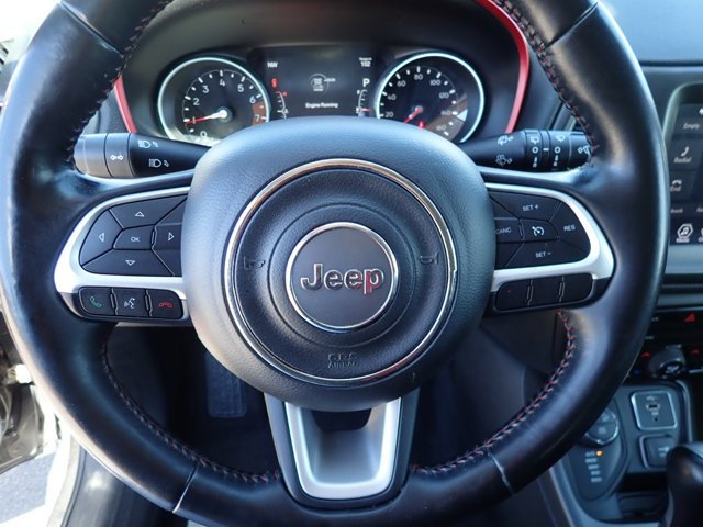 Used 2019 Jeep Compass Trailhawk AWD/4WD image 11