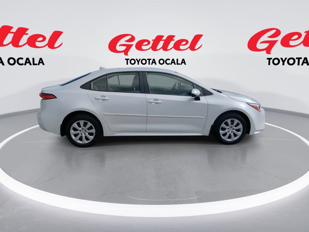 Used 2024 Toyota Corolla LE image 9