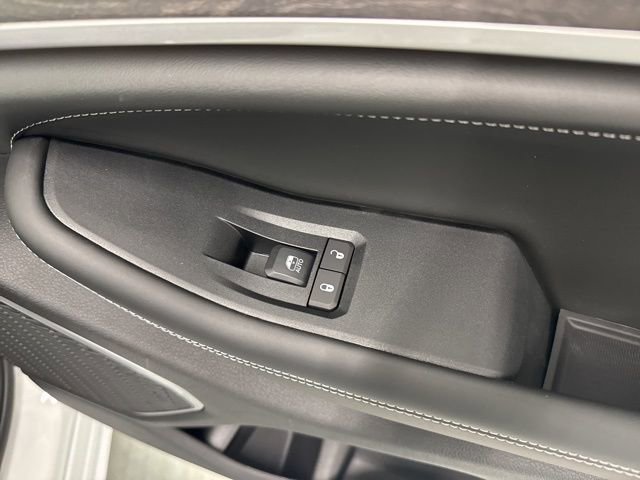 New 2026 Jeep Grand Cherokee Limited Reserve image 23