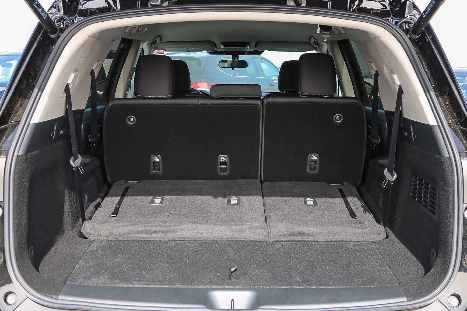 New 2025 Nissan Pathfinder SV FWD image 13