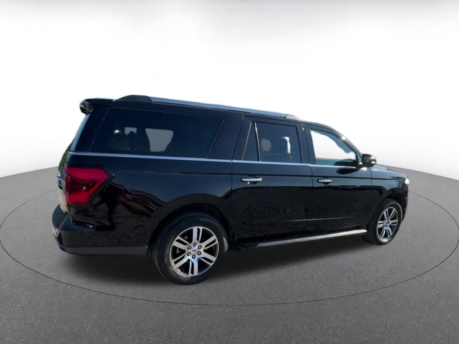 Used 2024 Ford Expedition Max Limited RWD image 14