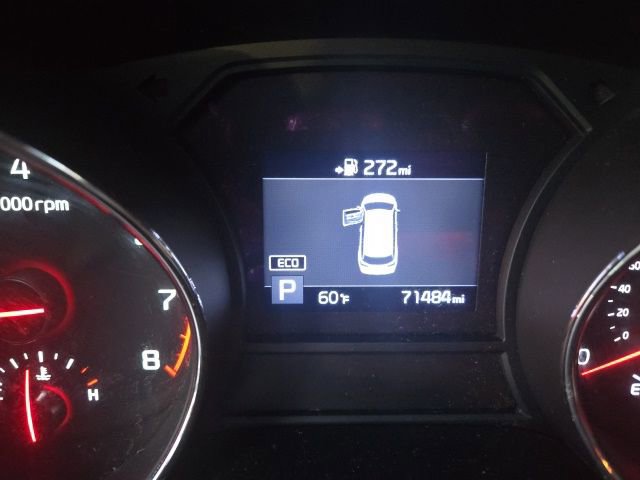 Used 2019 Kia Sedona LX image 3