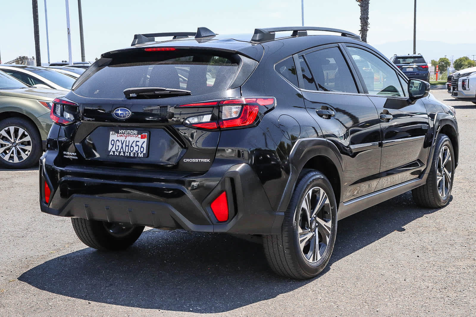 Used 2024 Subaru Crosstrek 2.0i Premium AWD/4WD image 7
