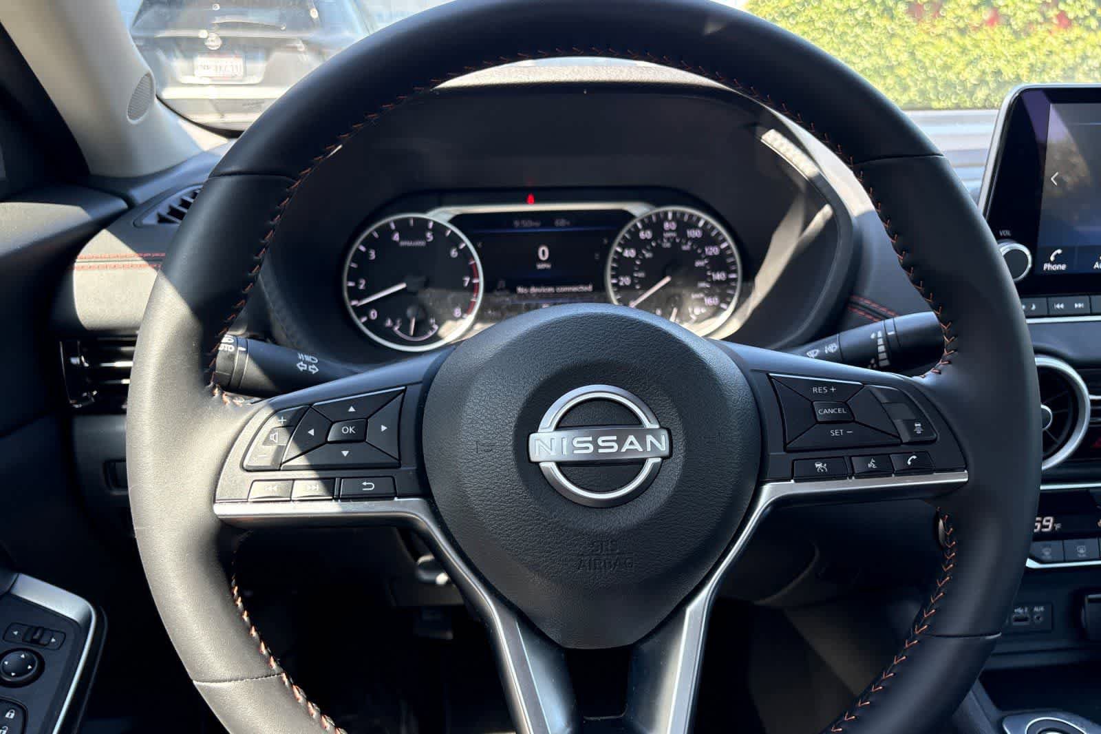 Used 2025 Nissan Sentra SR FWD image 24