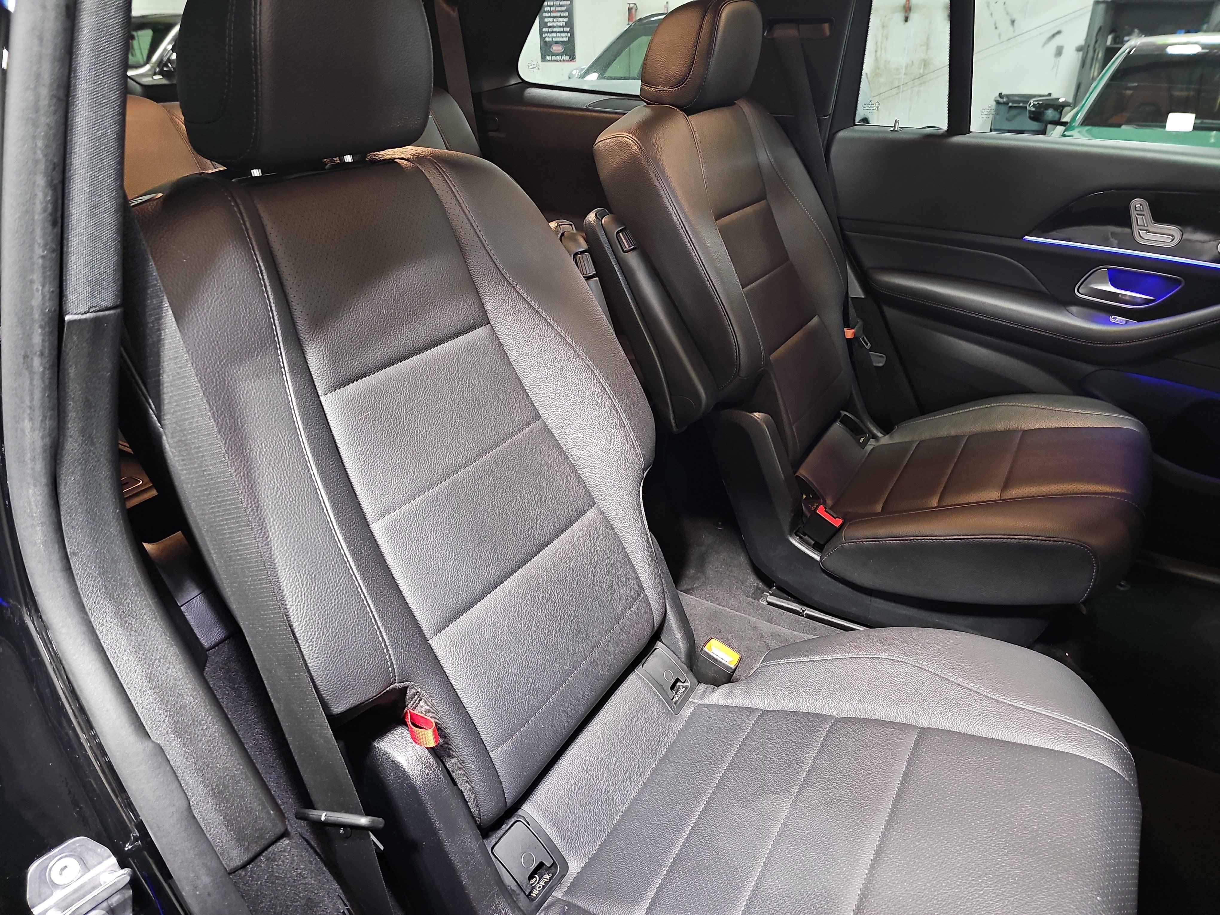 Used 2020 Mercedes-Benz GLS 450 4MATIC image 12
