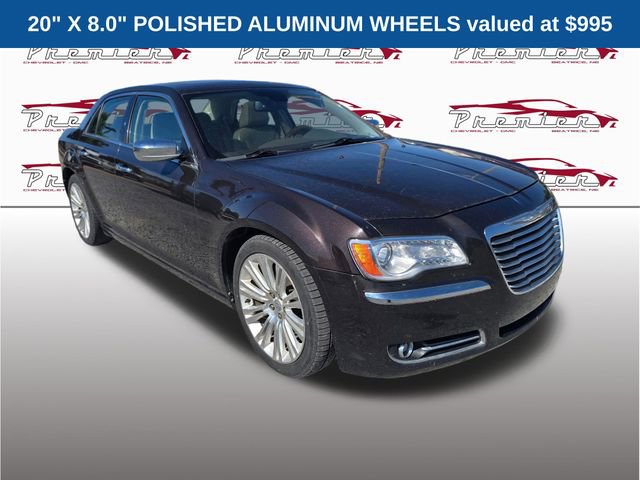 Used 2012 Chrysler 300 C RWD image 4