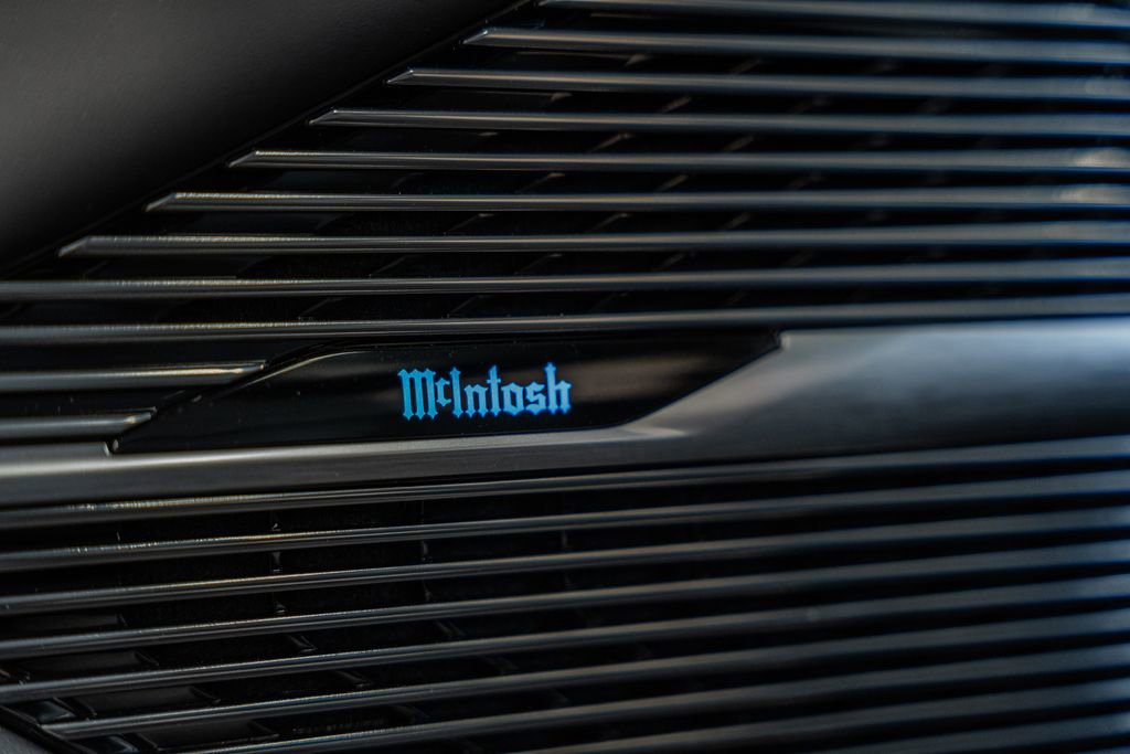 New 2024 Jeep Grand Wagoneer Series III w/ HD Trailer Tow Package image 46