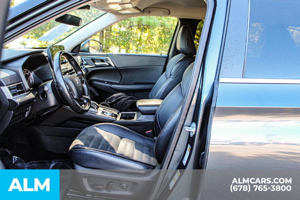 Used 2024 Mitsubishi Outlander Ralliart AWD/4WD image 16