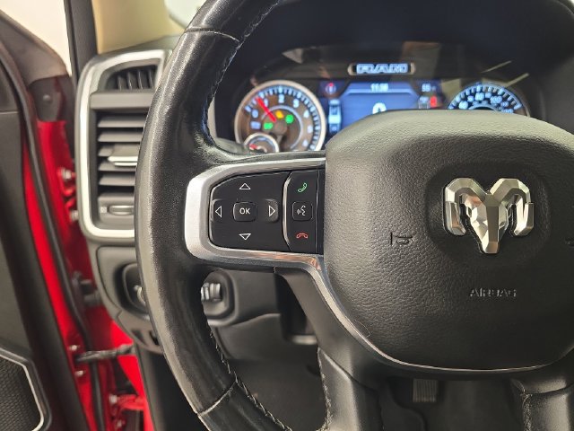 Used 2019 RAM 1500 Laramie AWD/4WD image 34