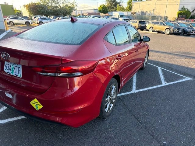 Used 2017 Hyundai Elantra SE FWD image 8