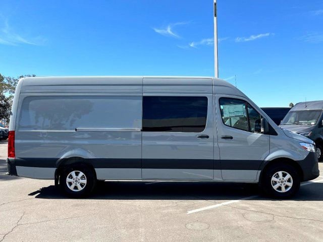 New 2024 Mercedes-Benz Sprinter 2500 image 23