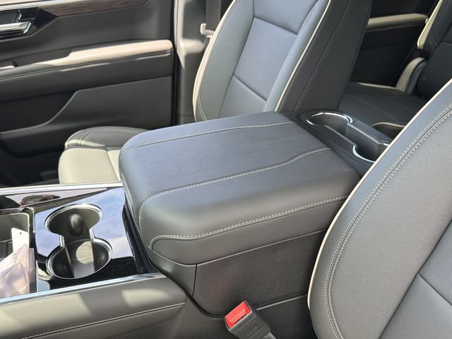 New 2026 Chevrolet Tahoe Premier w/ Sun And Tow Package AWD/4WD image 17