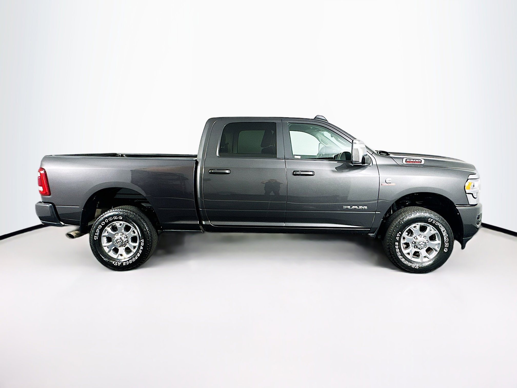 Used 2024 RAM 2500 Laramie image 10