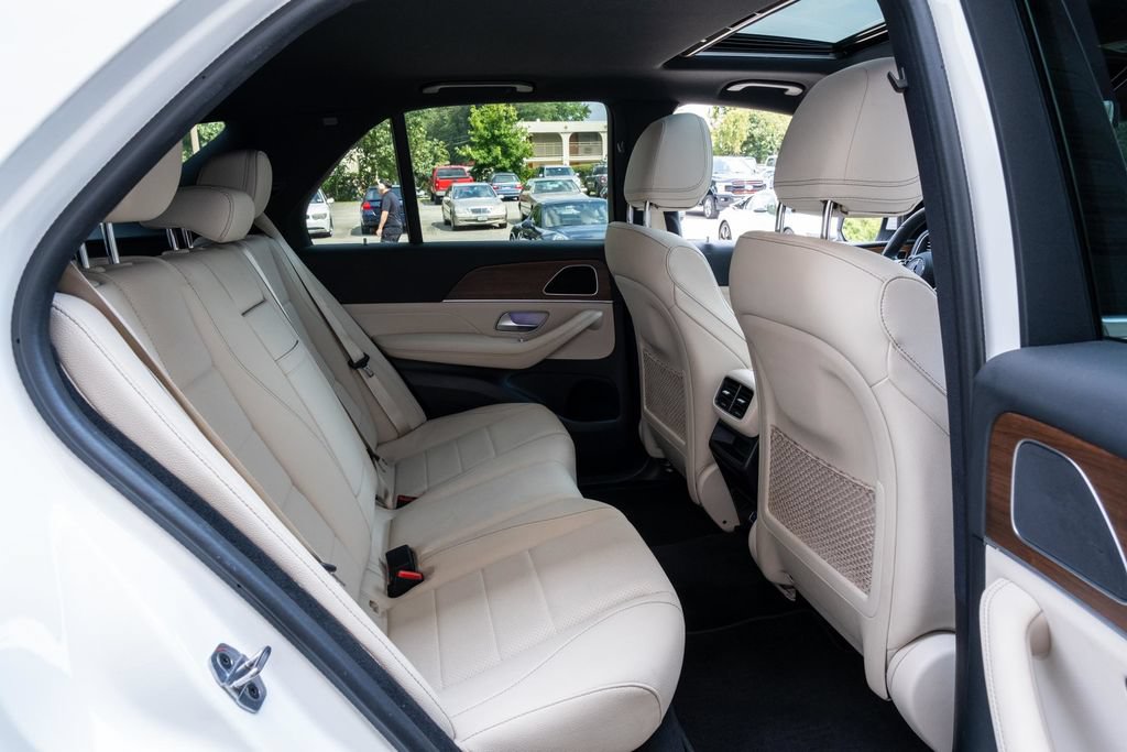 Used 2025 Mercedes-Benz GLE 350 4MATIC image 33