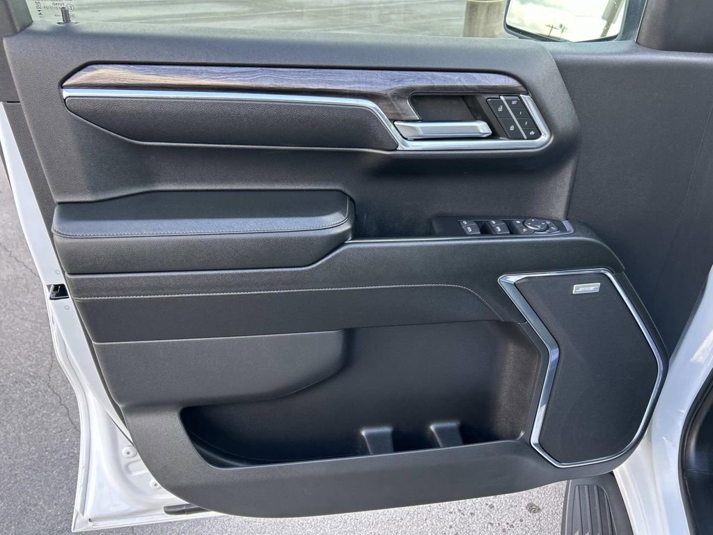 Used 2023 Chevrolet Silverado 1500 LTZ image 25