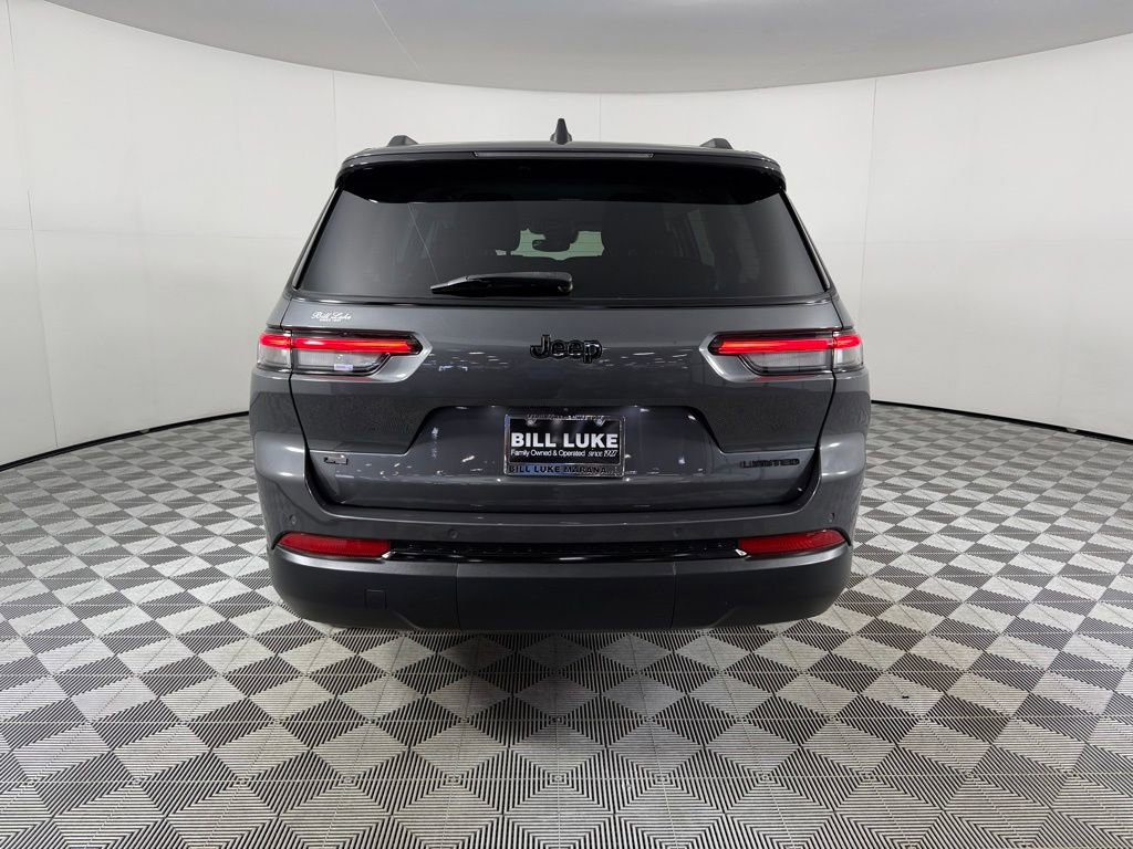 Used 2023 Jeep Grand Cherokee L Limited w/ Black Appearance Package RWD image 9