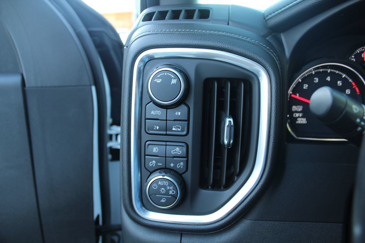 Used 2019 Chevrolet Silverado 1500 LTZ w/ LTZ Plus Package AWD/4WD image 30