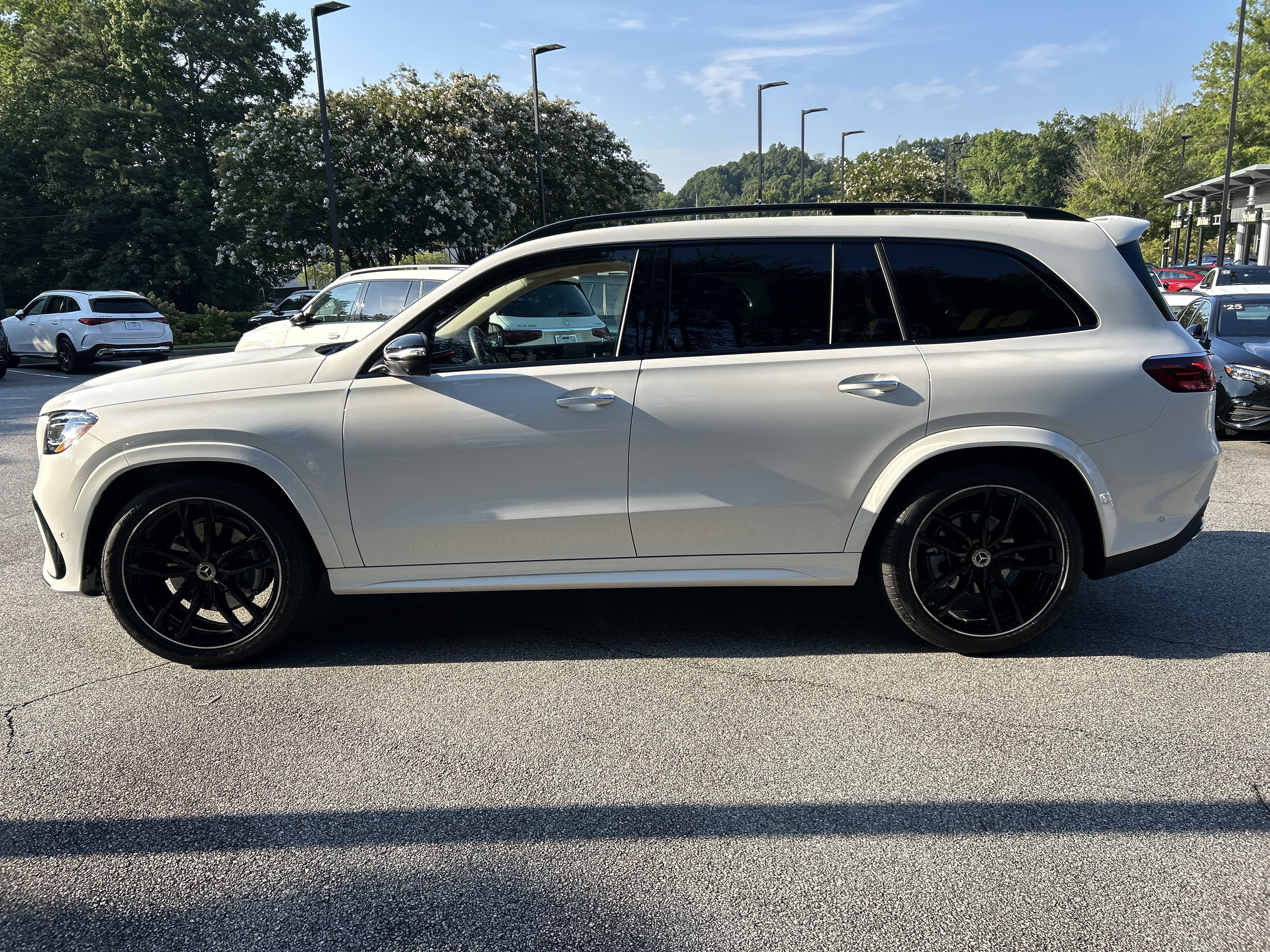 Certified 2024 Mercedes-Benz GLS 450 4MATIC image 16